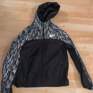 Nike windbreaker size M women’s